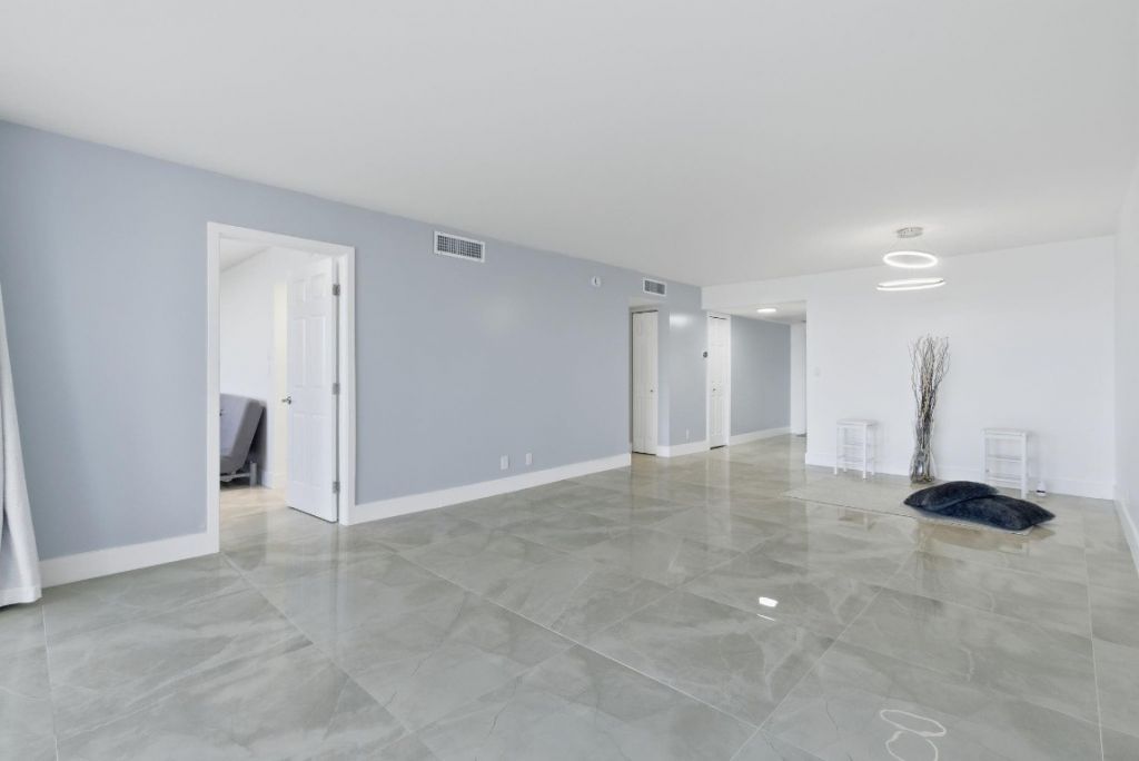 3051 N Course Drive, Unit 309, Pompano Beach, FL 33069 Photo