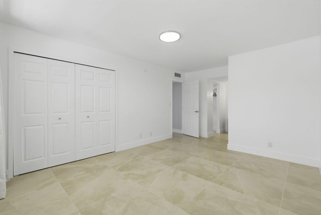 3051 N Course Drive, Unit 309, Pompano Beach, FL 33069 Photo