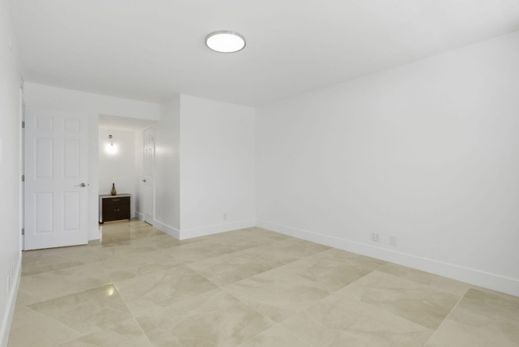 3051 N Course Drive, Unit 309, Pompano Beach, FL 33069 Photo