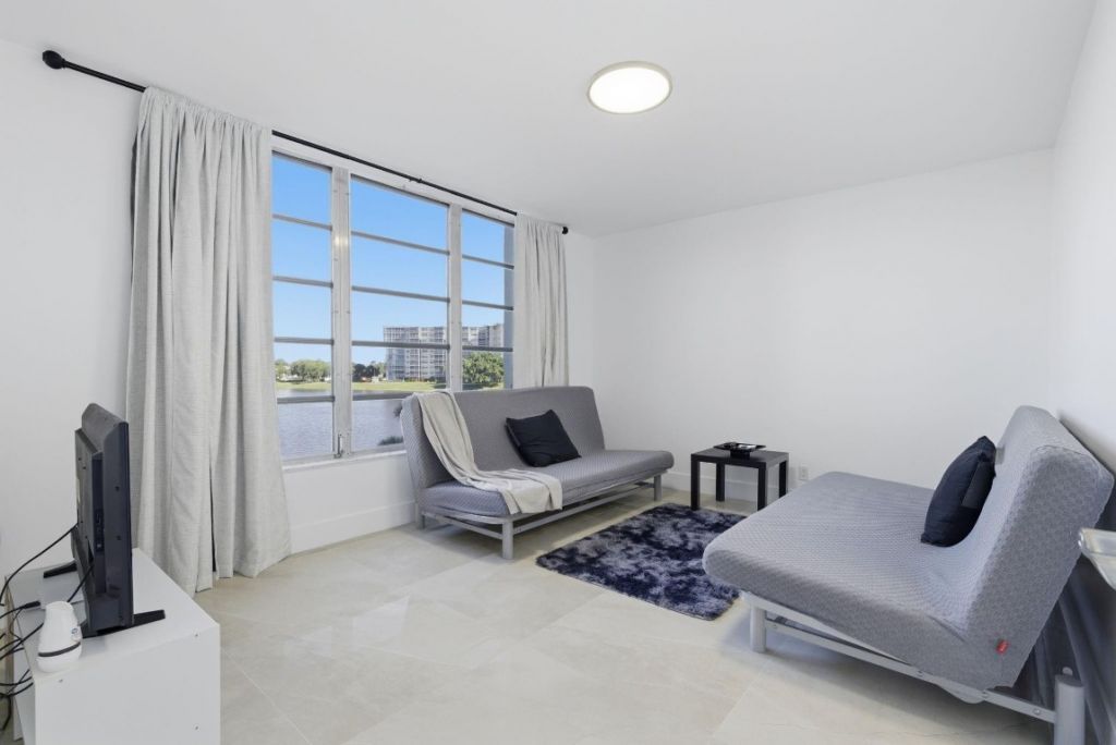 3051 N Course Drive, Unit 309, Pompano Beach, FL 33069 Photo