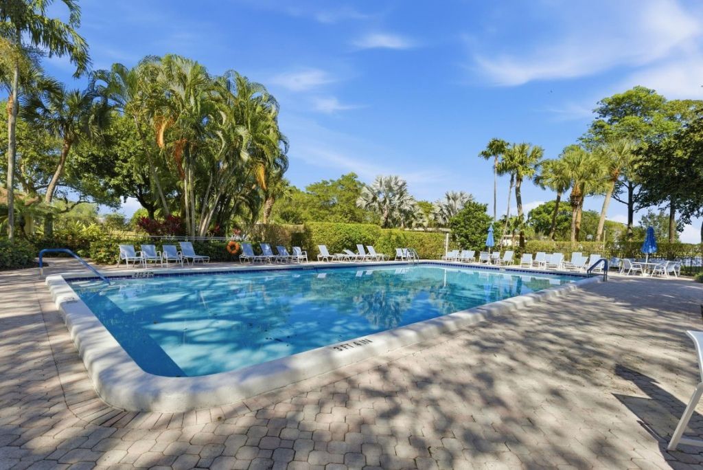 3051 N Course Drive, Unit 309, Pompano Beach, FL 33069 Photo