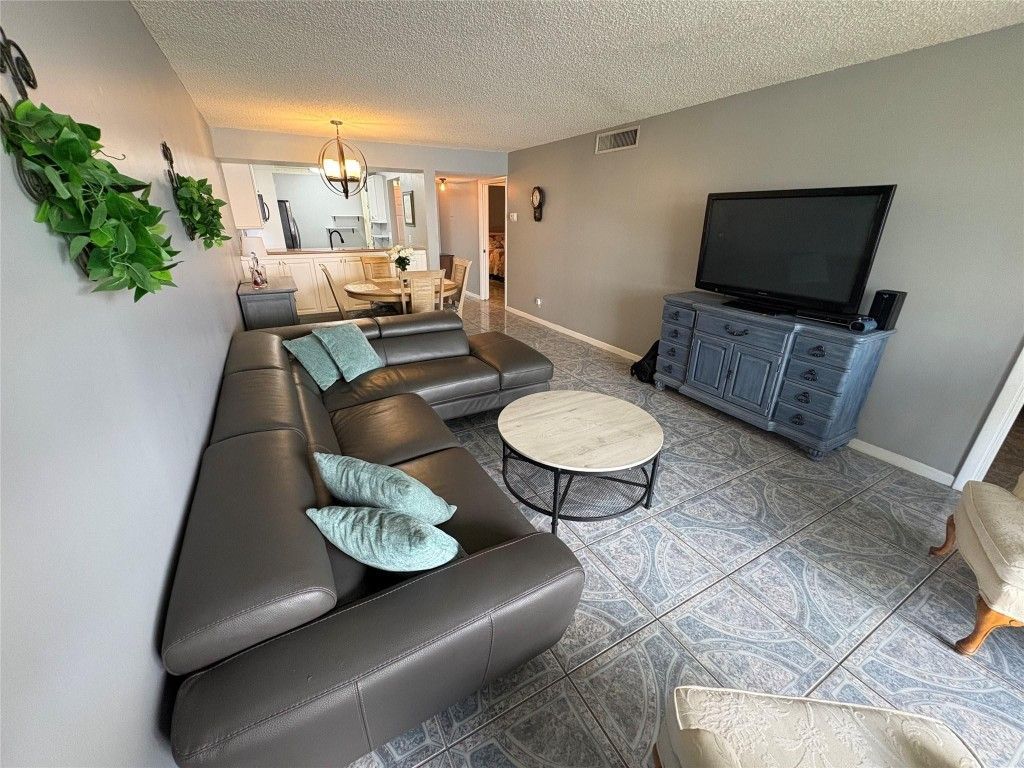 6207 Coral Lake Drive, Unit 107, Pompano Beach, FL 33063 Photo