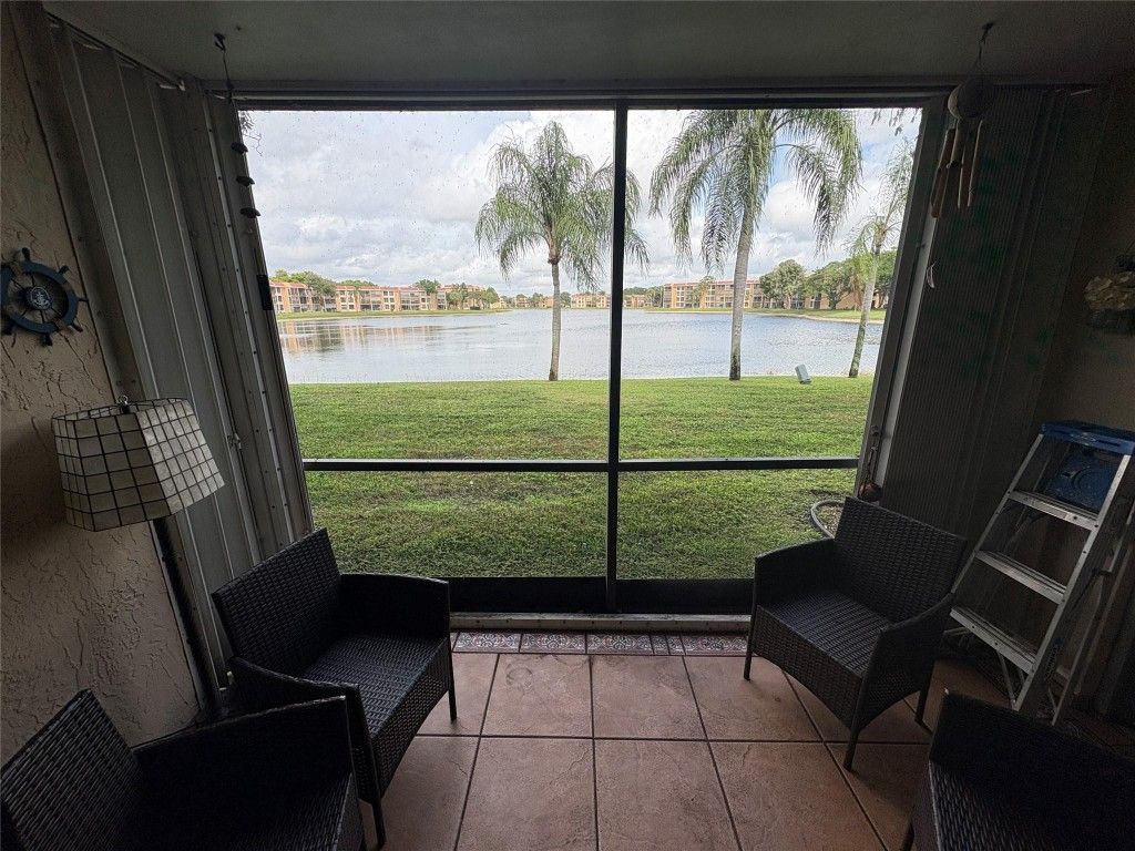 6207 Coral Lake Drive, Unit 107, Pompano Beach, FL 33063 Photo