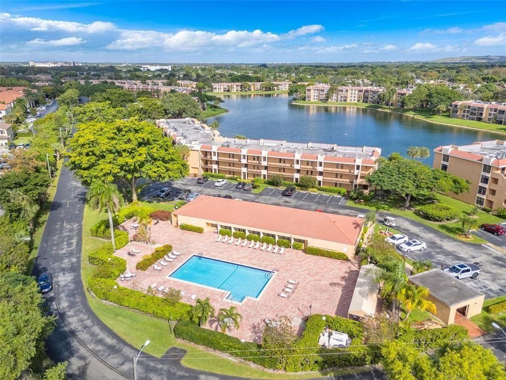 6207 Coral Lake Drive, Unit 107, Pompano Beach, FL 33063 Photo