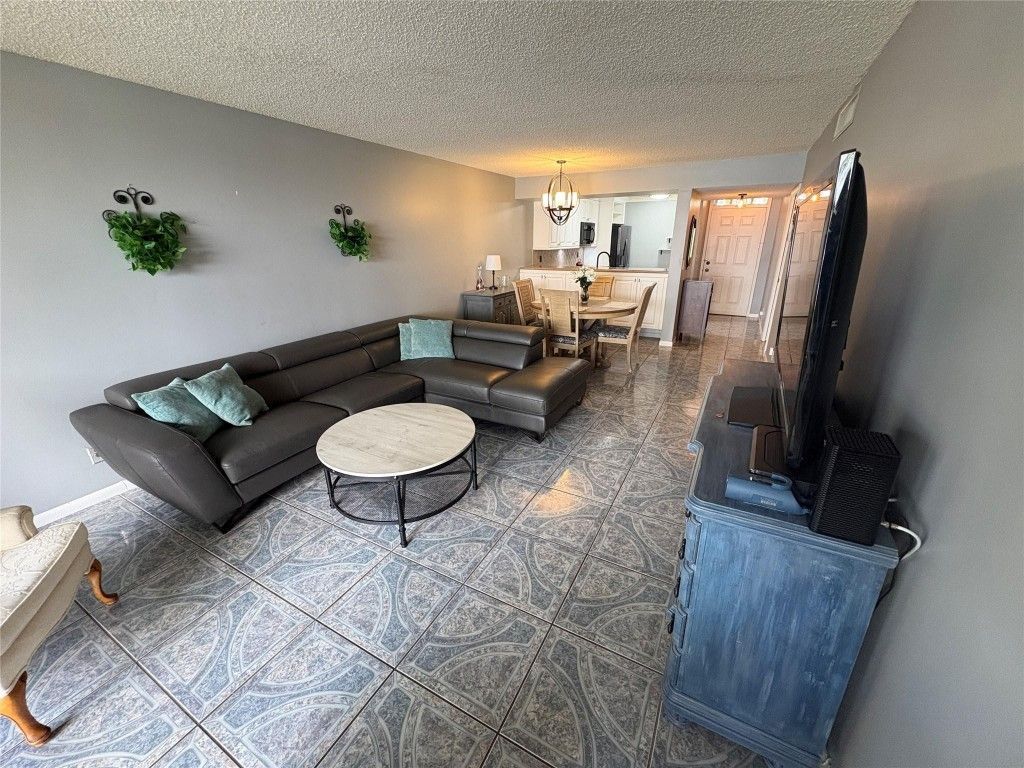 6207 Coral Lake Drive, Unit 107, Pompano Beach, FL 33063 Photo