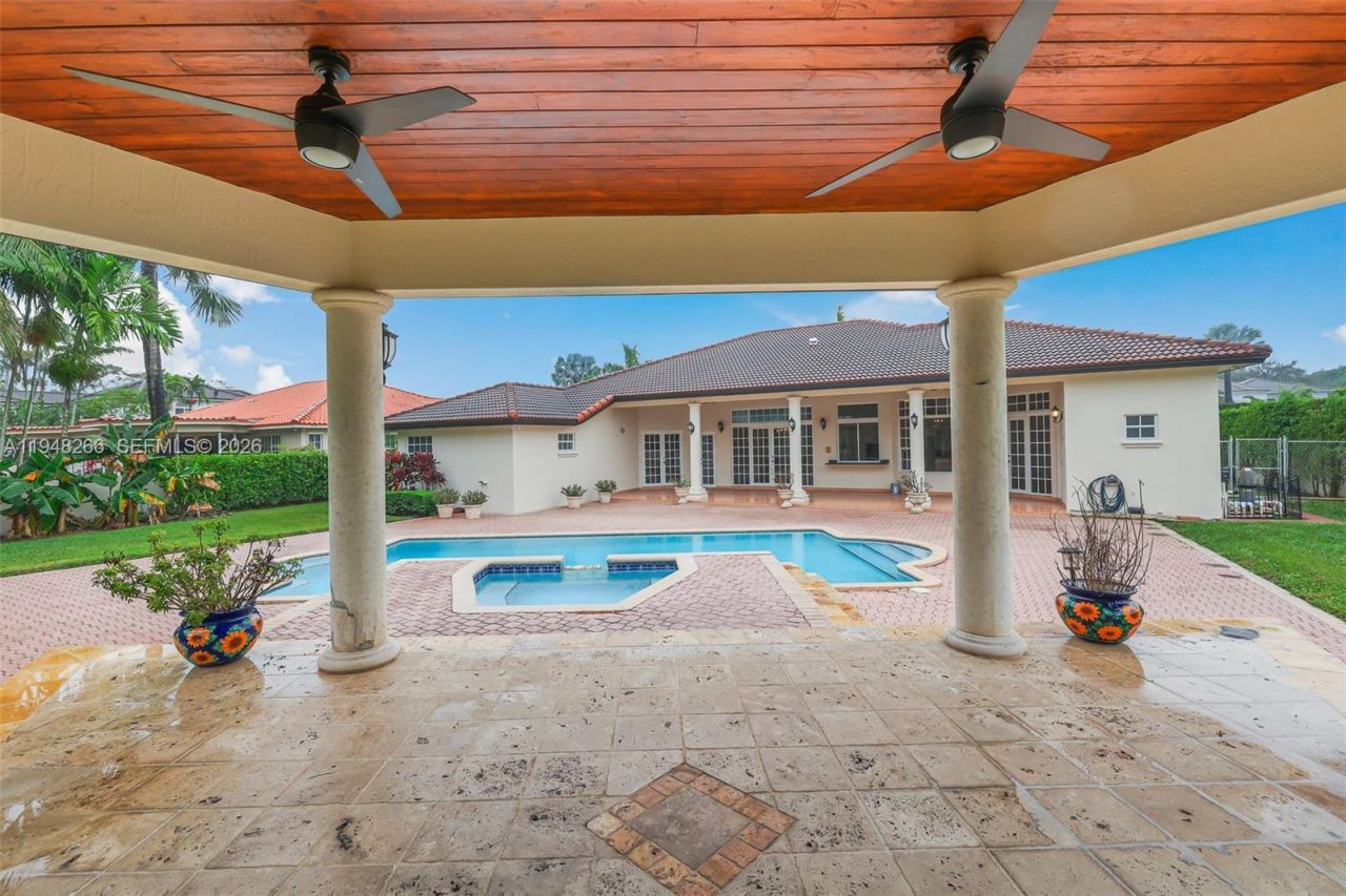 10261 SW 58th St, Miami, FL 33173 Photo