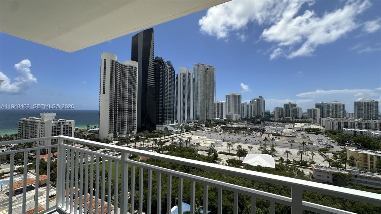 210 174th St, Unit 1909, Sunny Isles Beach, FL 33160 Photo