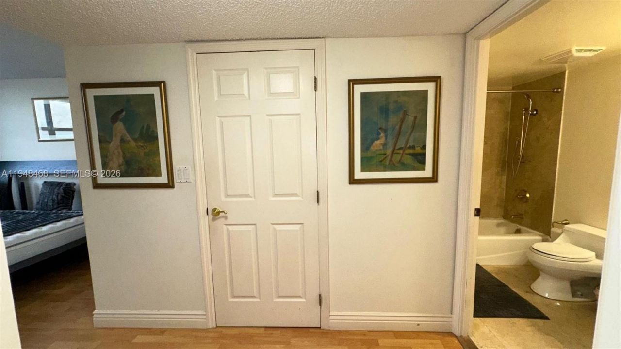 210 174th St, Unit 1909, Sunny Isles Beach, FL 33160 Photo