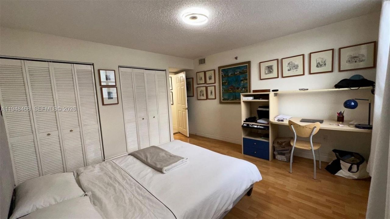 210 174th St, Unit 1909, Sunny Isles Beach, FL 33160 Photo