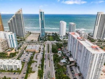 210 174th St, Unit 1909, Sunny Isles Beach, FL 33160 Photo