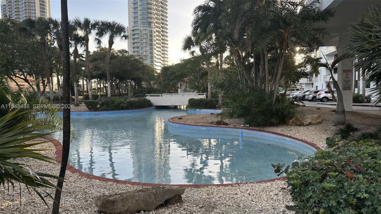 210 174th St, Unit 1909, Sunny Isles Beach, FL 33160 Photo