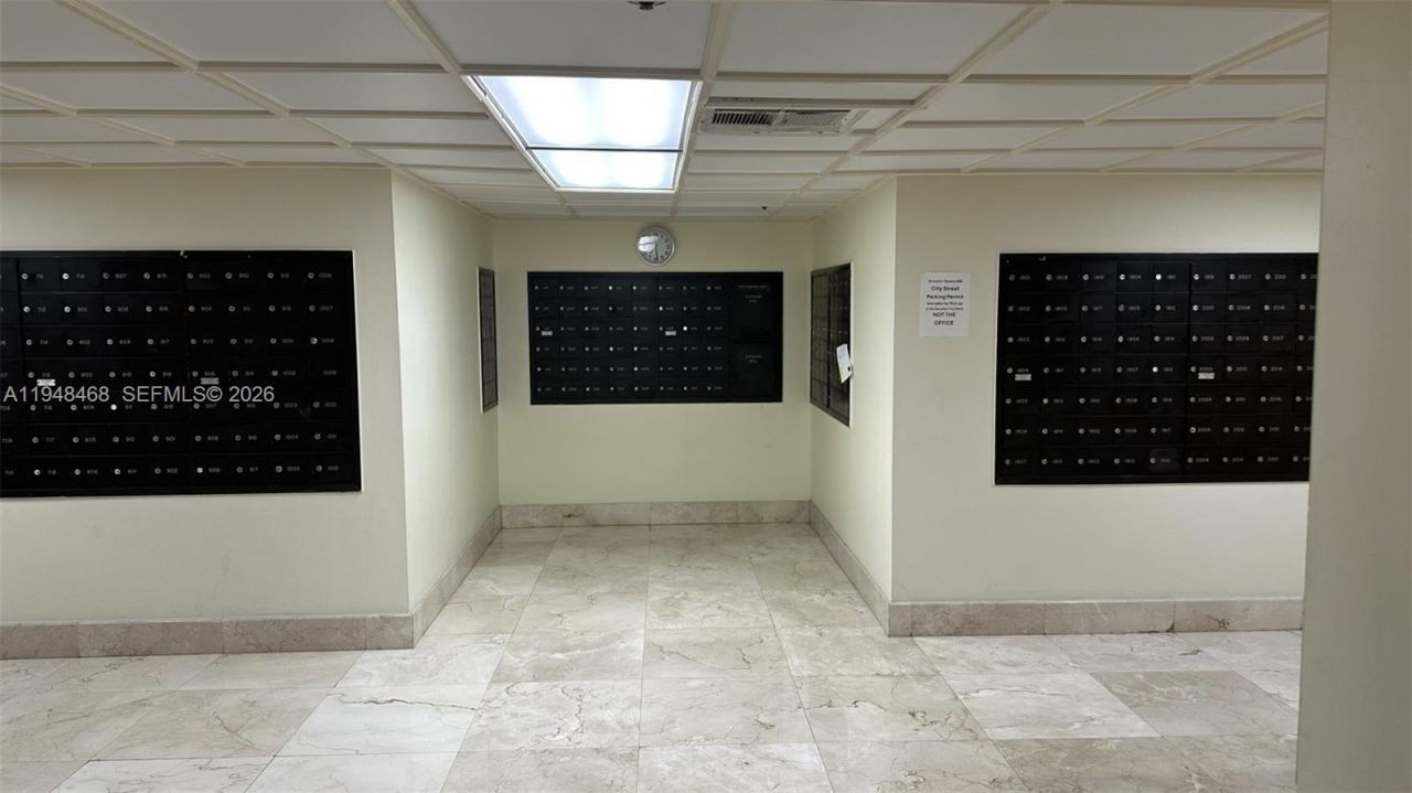 210 174th St, Unit 1909, Sunny Isles Beach, FL 33160 Photo