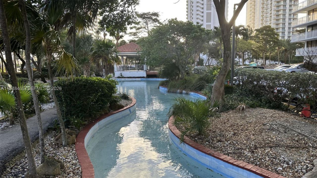 210 174th St, Unit 1909, Sunny Isles Beach, FL 33160 Photo