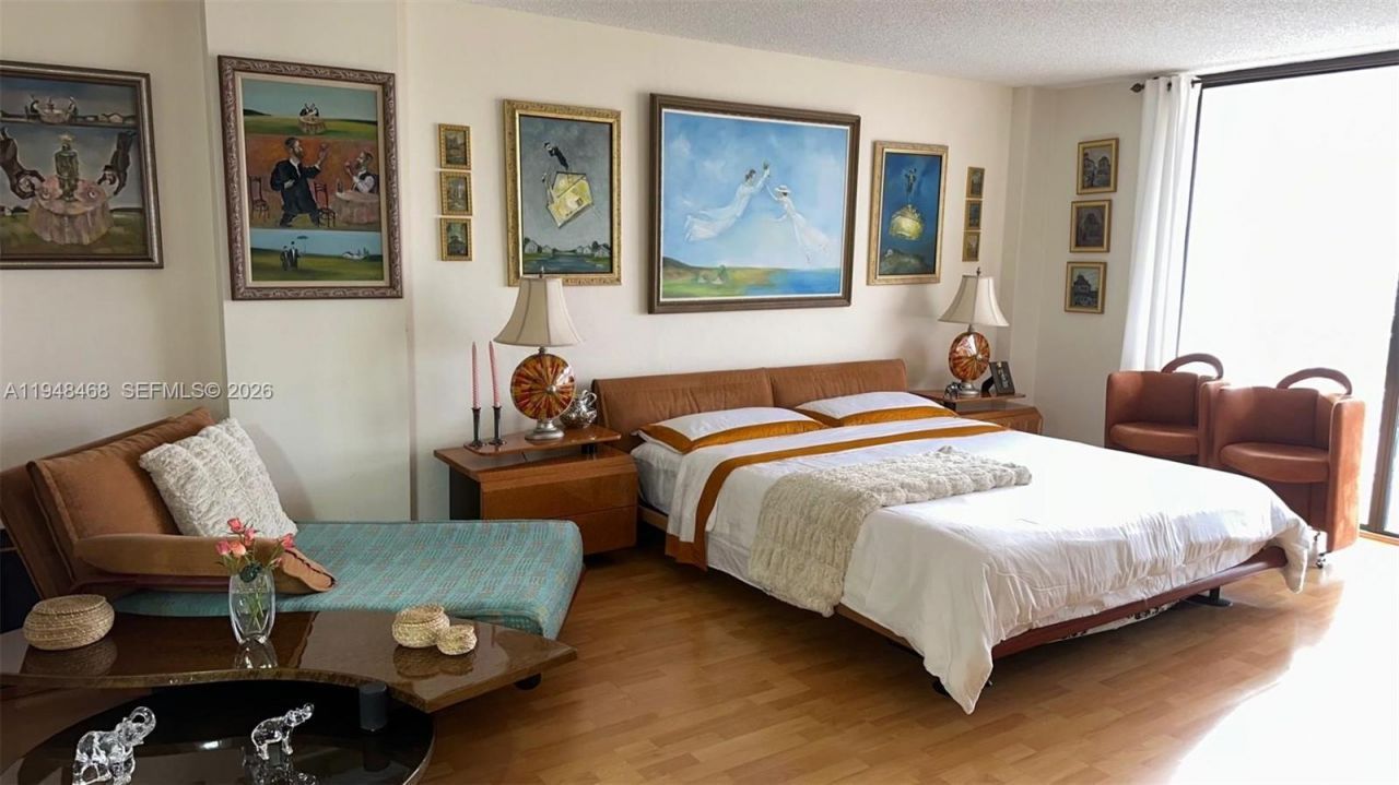 210 174th St, Unit 1909, Sunny Isles Beach, FL 33160 Photo