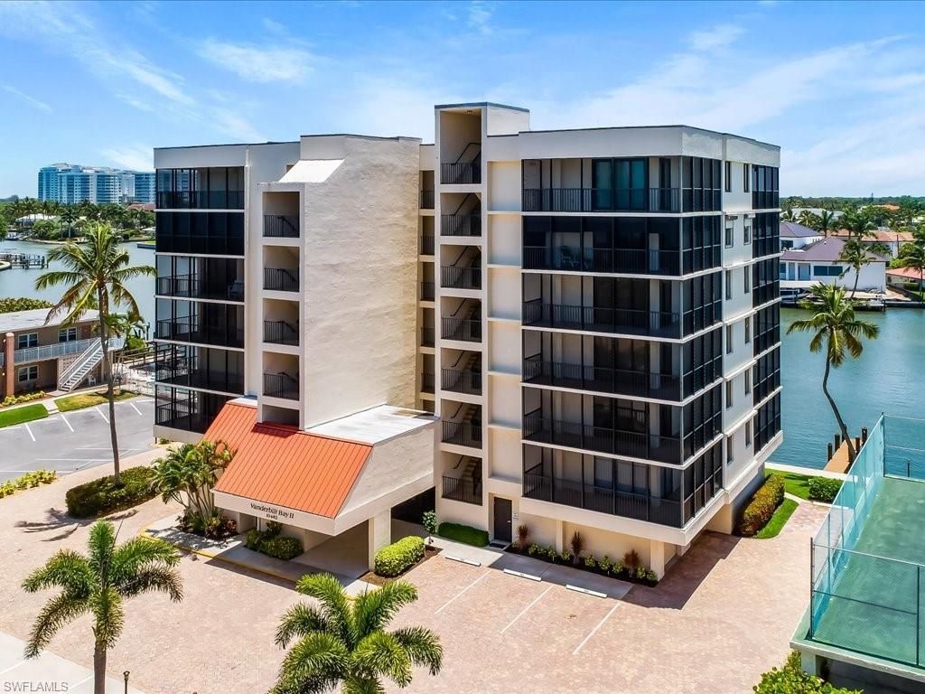 10482 Gulf Shore Dr, Unit 233, Naples, FL 34108 Photo