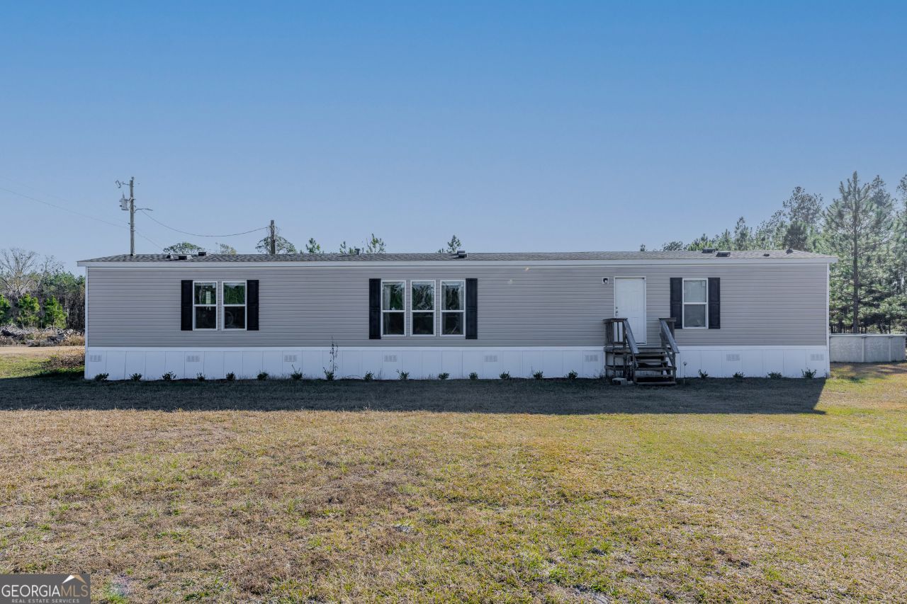 877 Leland Smith Road, Homerville, GA 31634 Main Photo