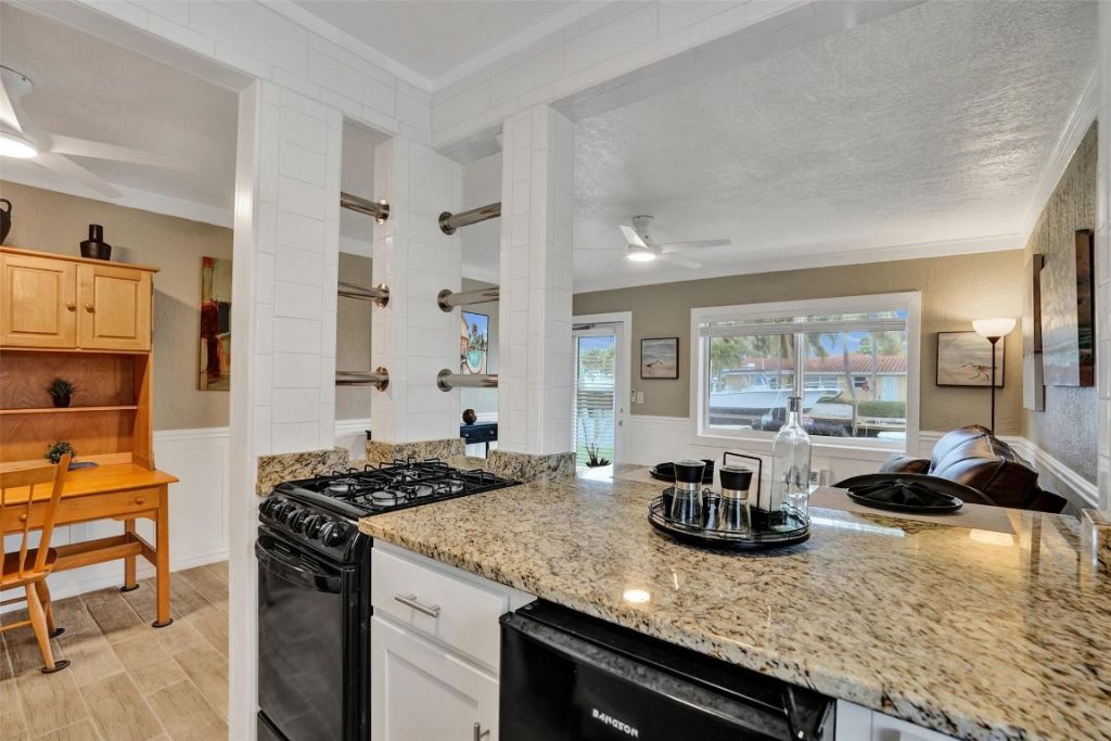 301 E Mcnab Road, Unit 115, Pompano Beach, FL 33060 Photo