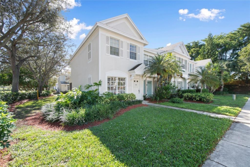 11000 Middle Golf Court, Tamarac, FL 33321 Photo
