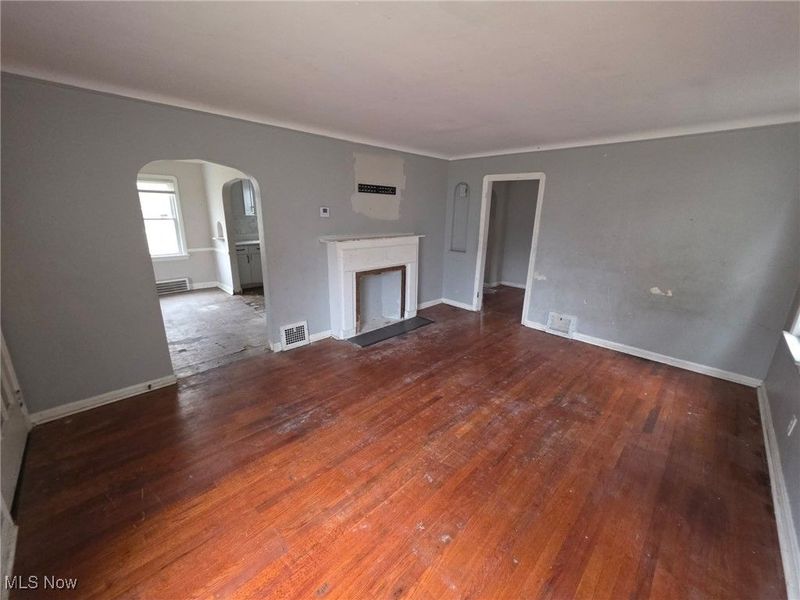 3852 Lee Heights Boulevard, Cleveland, OH 44128 Photo 16