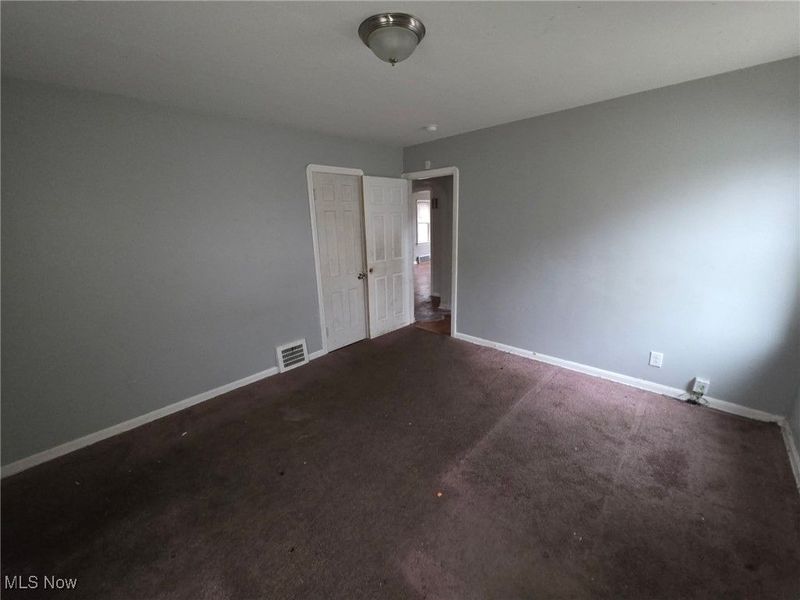 3852 Lee Heights Boulevard, Cleveland, OH 44128 Photo 22