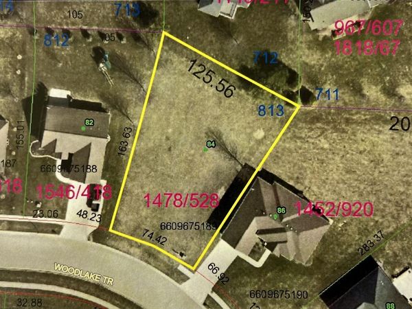 84 Woodlake Trl, Mount Vernon, OH 43050