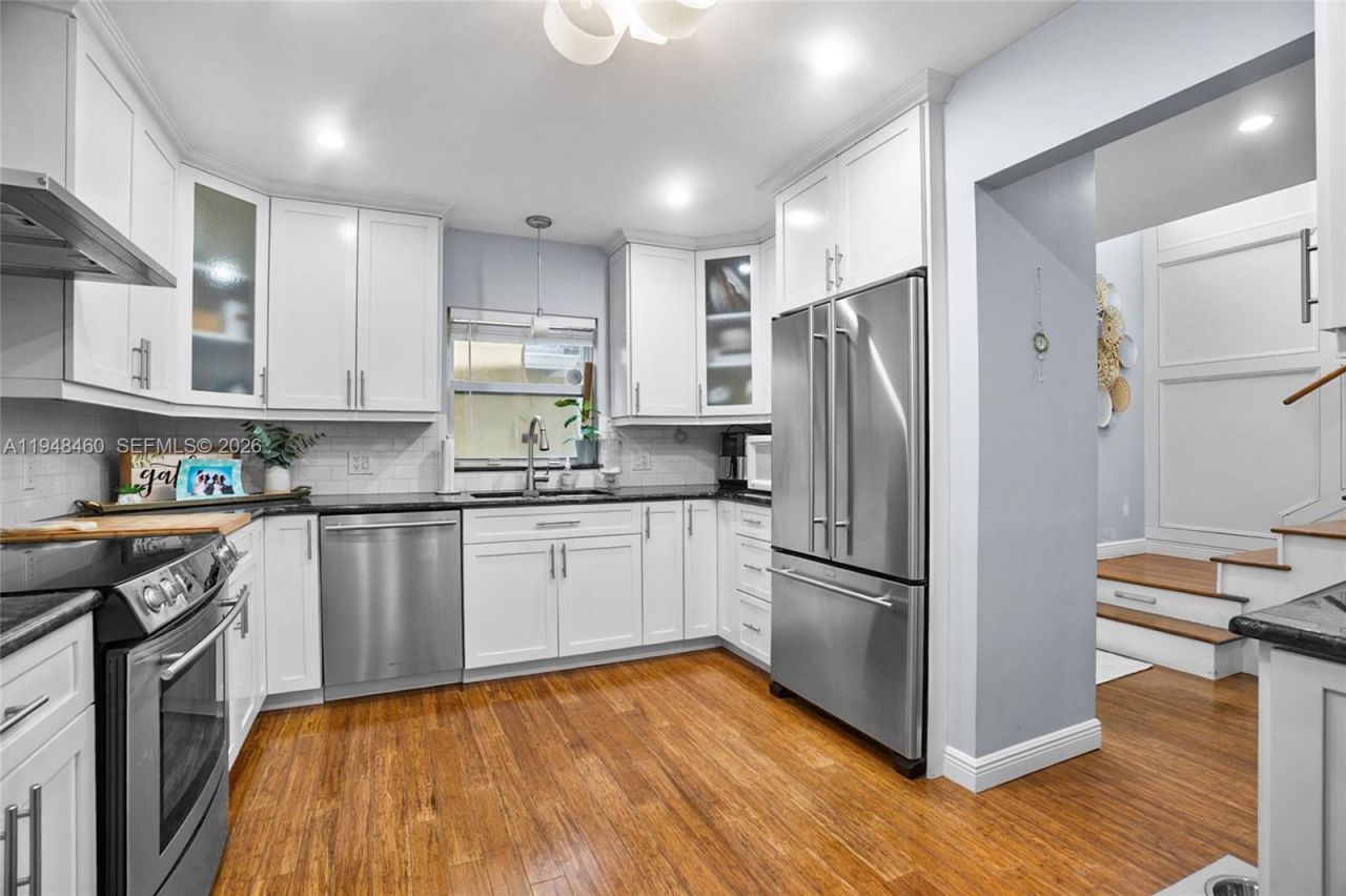 505 Maplewood Dr, Greenacres, FL 33415 Photo