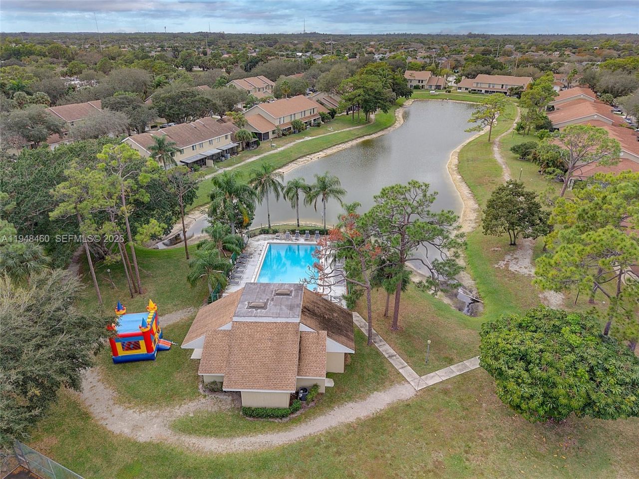 505 Maplewood Dr, Greenacres, FL 33415 Photo