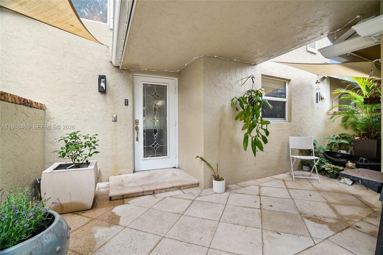 505 Maplewood Dr, Greenacres, FL 33415 Photo