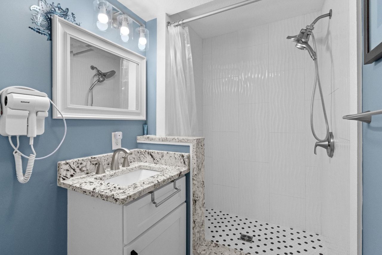 6100 N Ocean Blvd. Photo 21