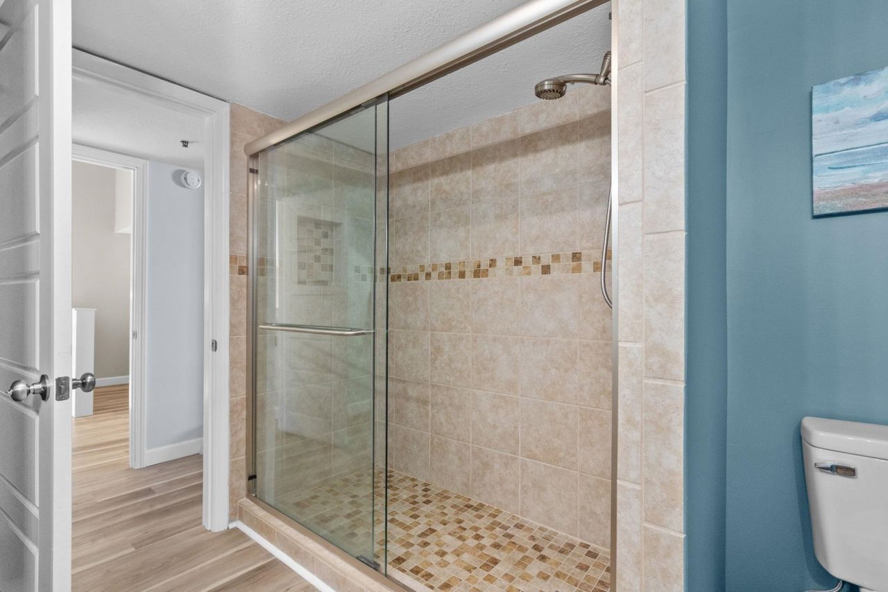 6100 N Ocean Blvd. Photo 28