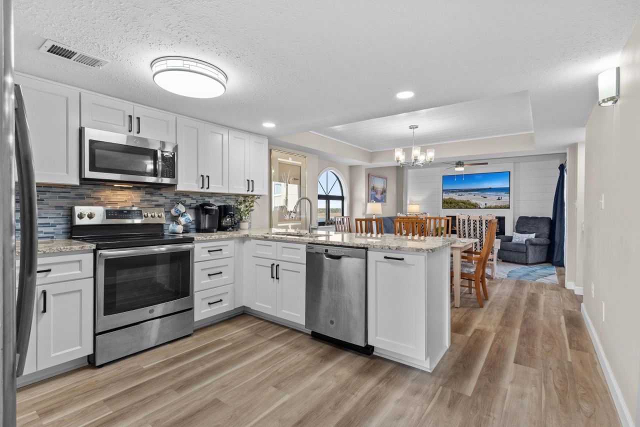 6100 N Ocean Blvd. Photo 8