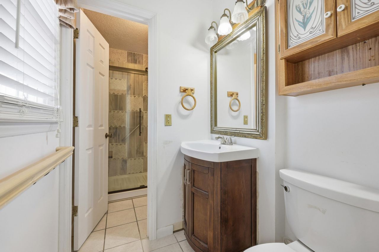 708 Luttie Rd. Photo 13