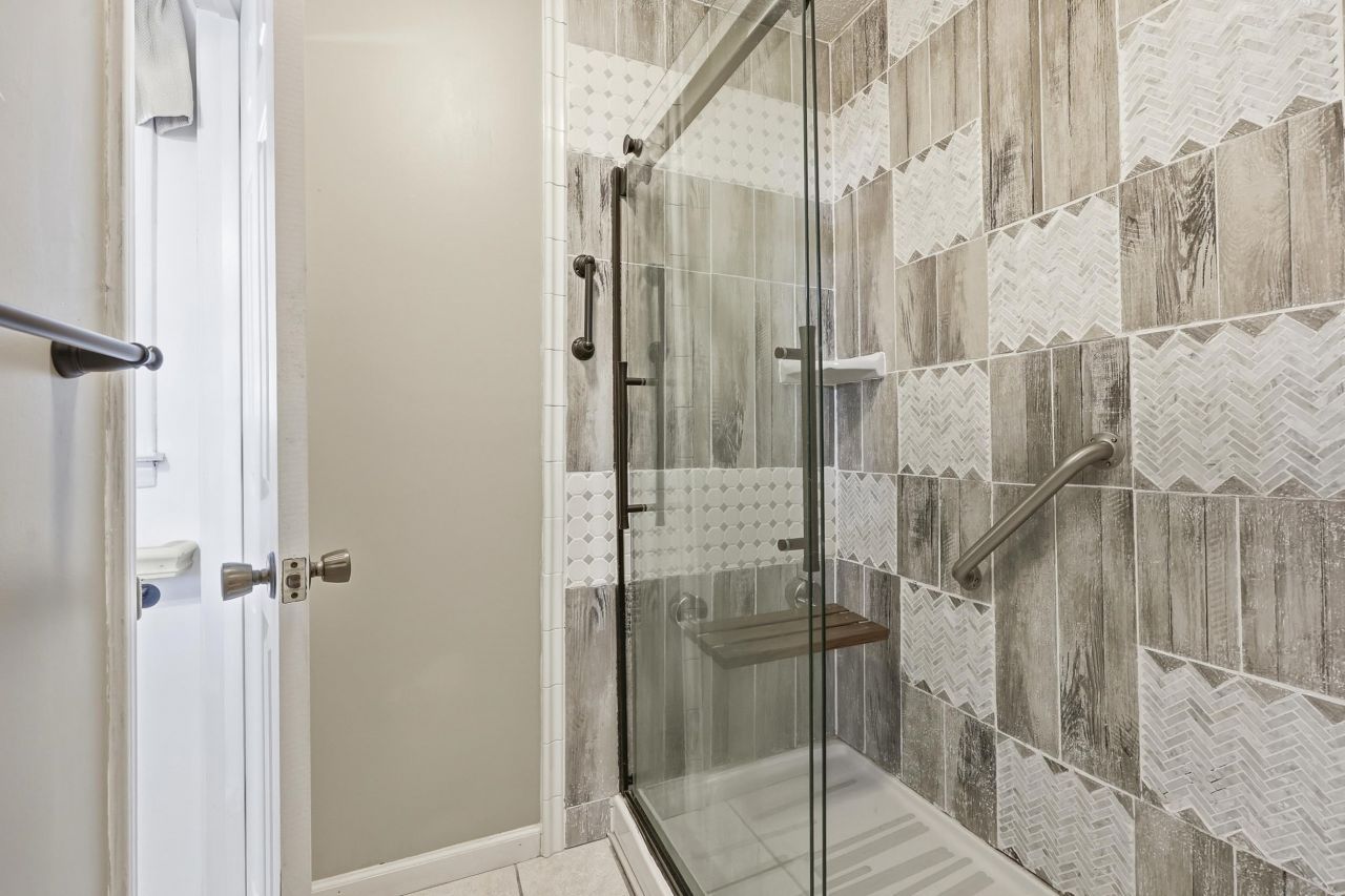 708 Luttie Rd. Photo 14