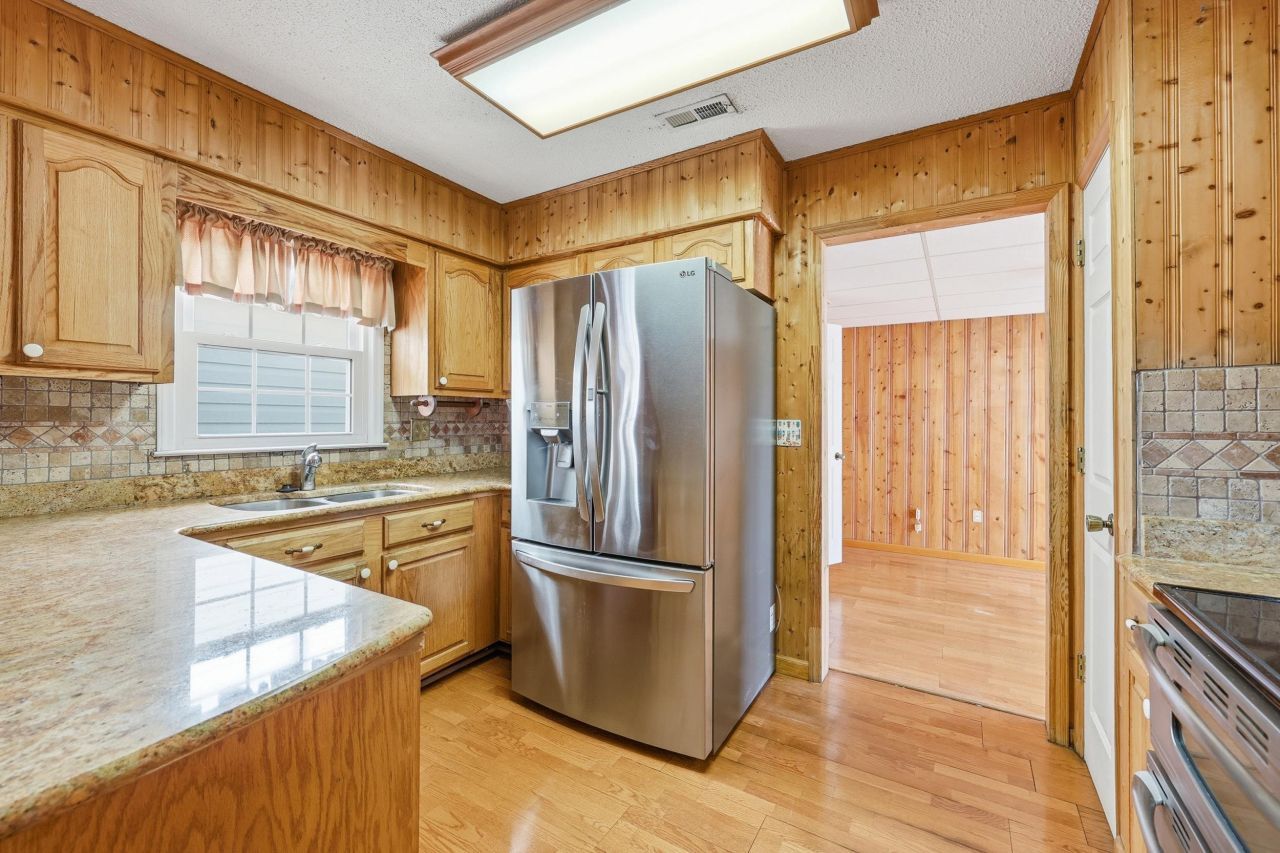 708 Luttie Rd. Photo 17