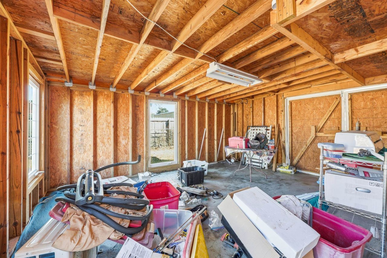 708 Luttie Rd. Photo 32