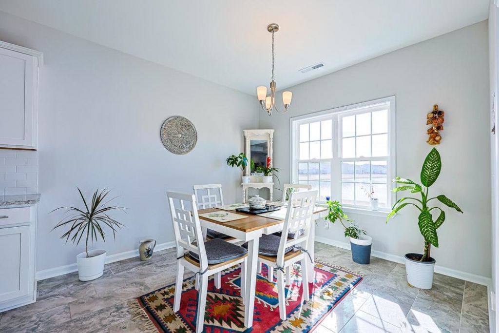 2821 Rivolet Dr. Photo 10