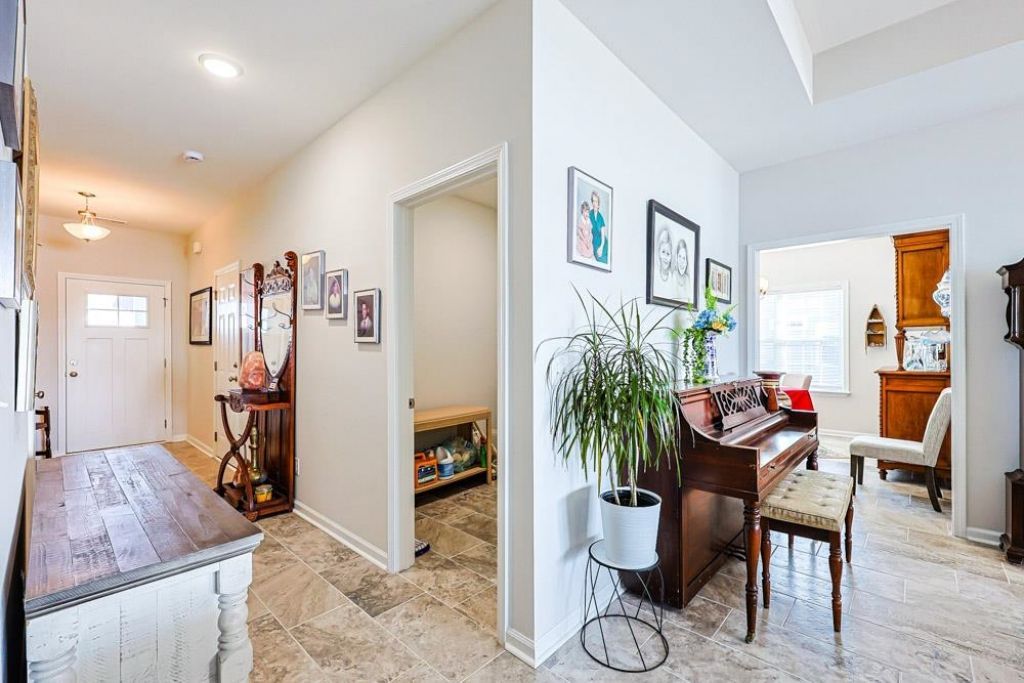 2821 Rivolet Dr. Photo 25