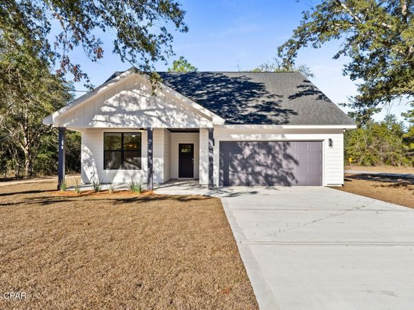 3996 Dumas Lane, Chipley, FL 32428