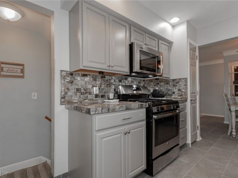 30116 Barjode Road, Willowick, OH 44095 Photo 24