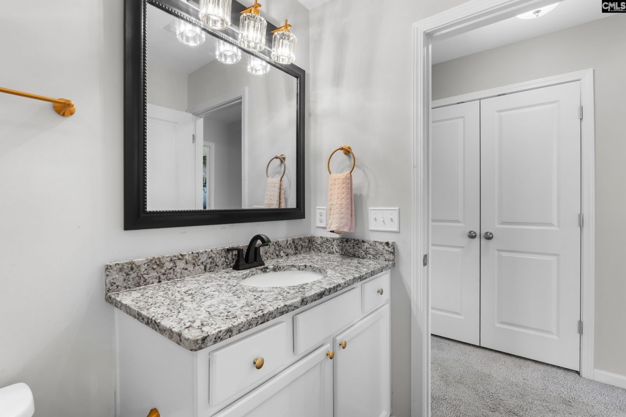 649 Upper Trail Photo 42