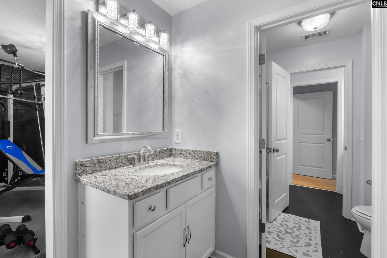 649 Upper Trail Photo 45