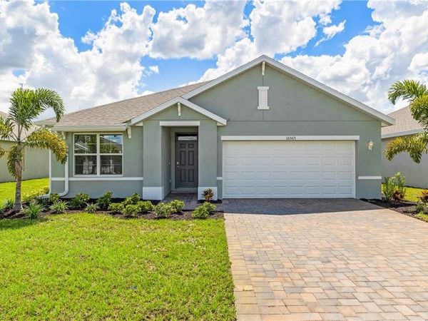16541 BLUE CORAL LN, NORTH FORT MYERS, FL 33903