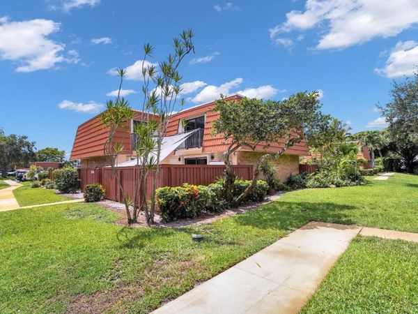 2938 SW 12 Street, Deerfield Beach, FL 33442