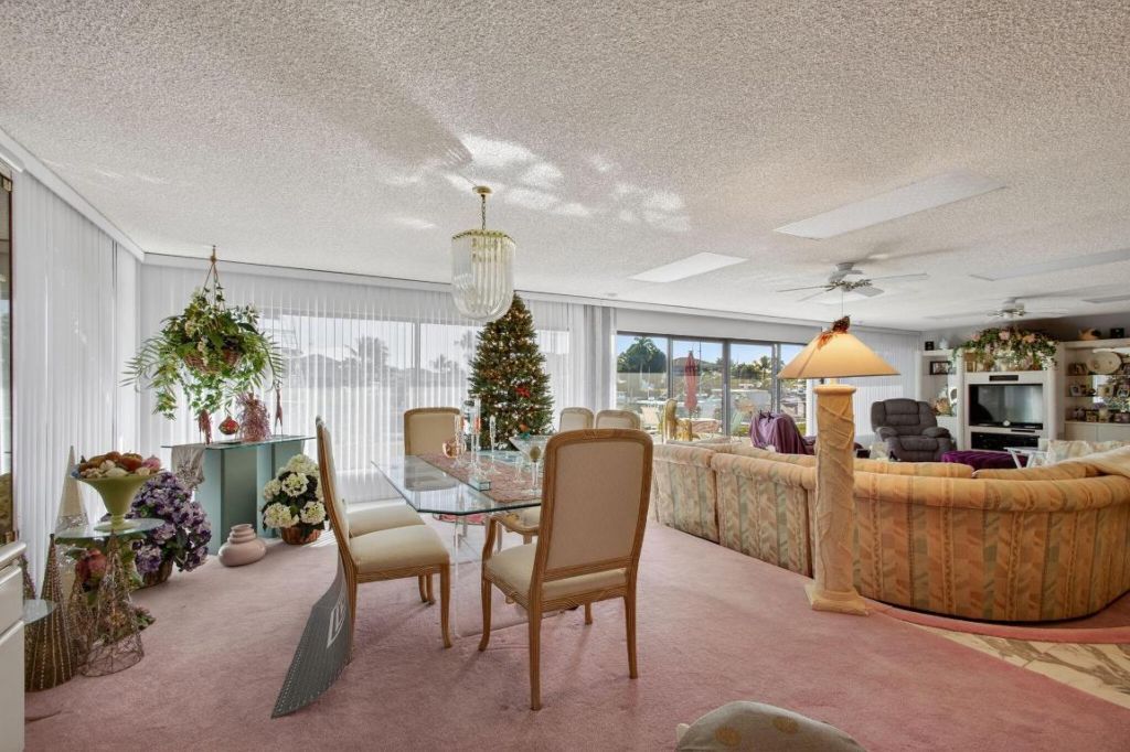 752 Lagoon Drive, North Palm Beach, FL 33408 Photo