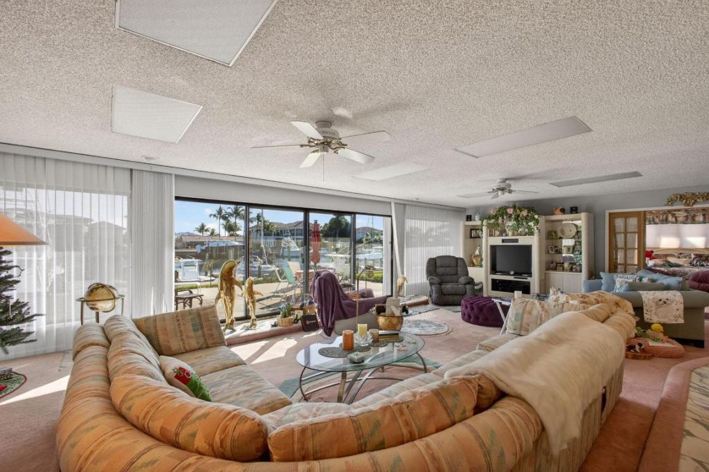 752 Lagoon Drive, North Palm Beach, FL 33408 Photo