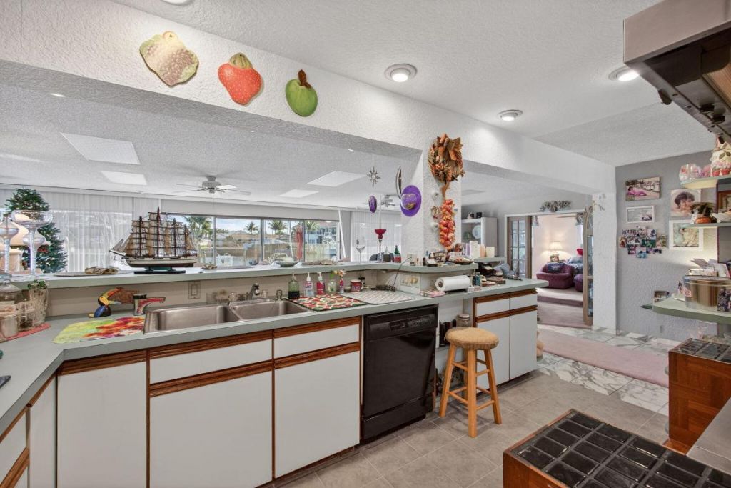 752 Lagoon Drive, North Palm Beach, FL 33408 Photo