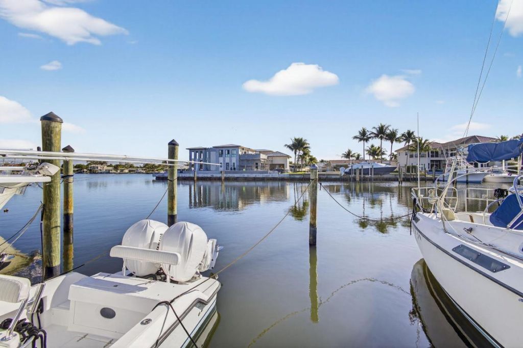 752 Lagoon Drive, North Palm Beach, FL 33408 Photo