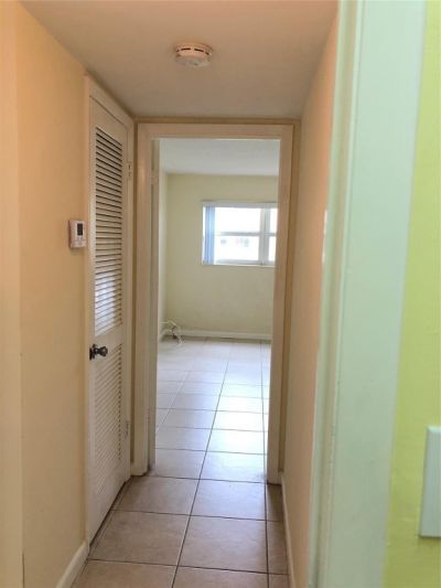 8590 Sunrise Lakes Boulevard, Unit 106, Sunrise, FL 33322 Photo