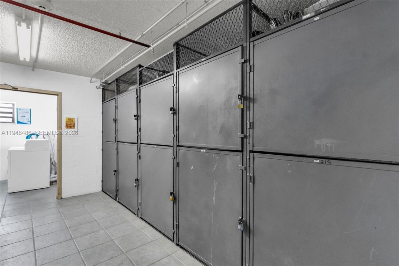 16909 N Bay Rd, Unit 217, Sunny Isles Beach, FL 33160 Photo