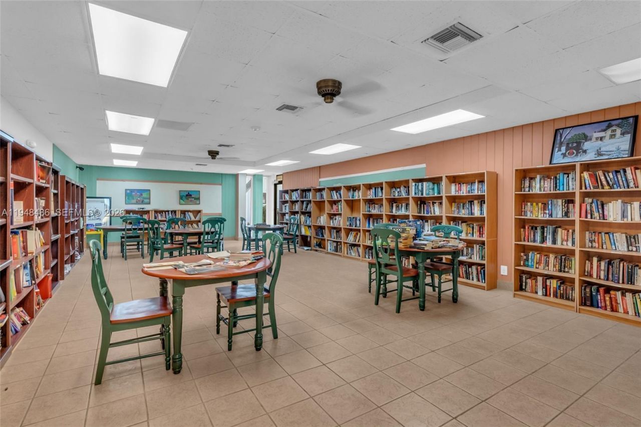 16909 N Bay Rd, Unit 217, Sunny Isles Beach, FL 33160 Photo